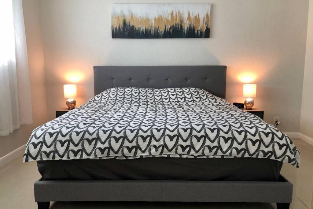 Spacious 1Br On The Beach, The Tides, Hollywood,Fl ภายนอก รูปภาพ
